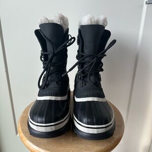 Sorel Caribou Winter Boots US6